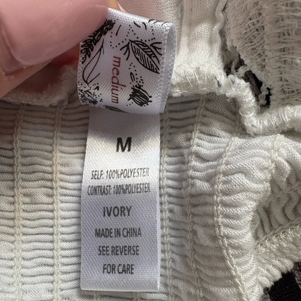 Wishlist White Crochet Lace Bralette - Picture 4 of 4